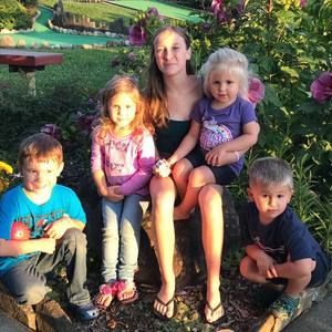 Meet your Posher, Gregory